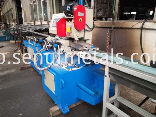 Automatic Cutting Machine (1)